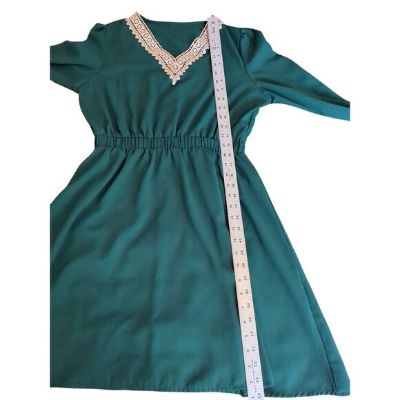 Lace Long Sleeve V Neck Short Dress Elastic Waist Swing A-Line Dress - Picture 6 of 9